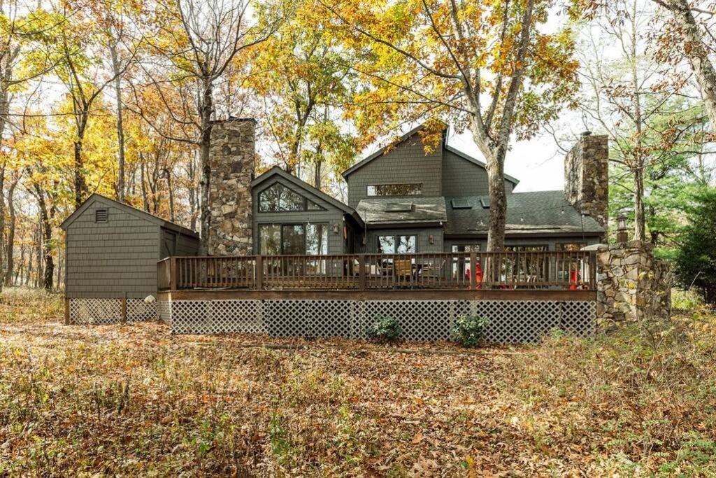 7Th Hole Chalet At Wintergreen Resort Hot Tub, Sauna & 3 Fireplaces Exterior photo