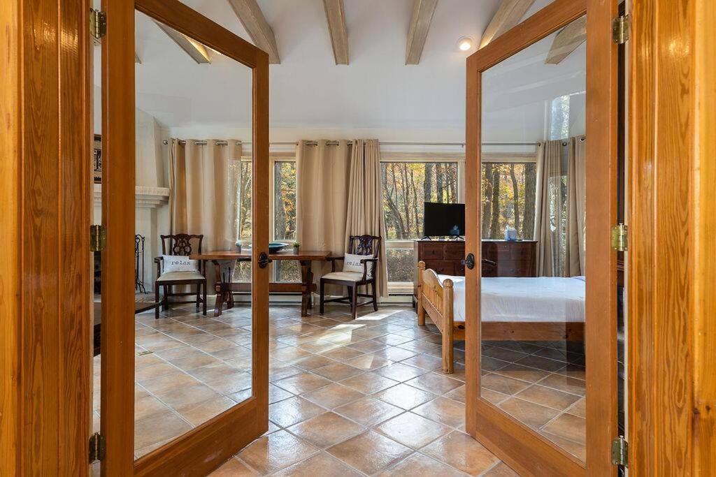 7Th Hole Chalet At Wintergreen Resort Hot Tub, Sauna & 3 Fireplaces Exterior photo